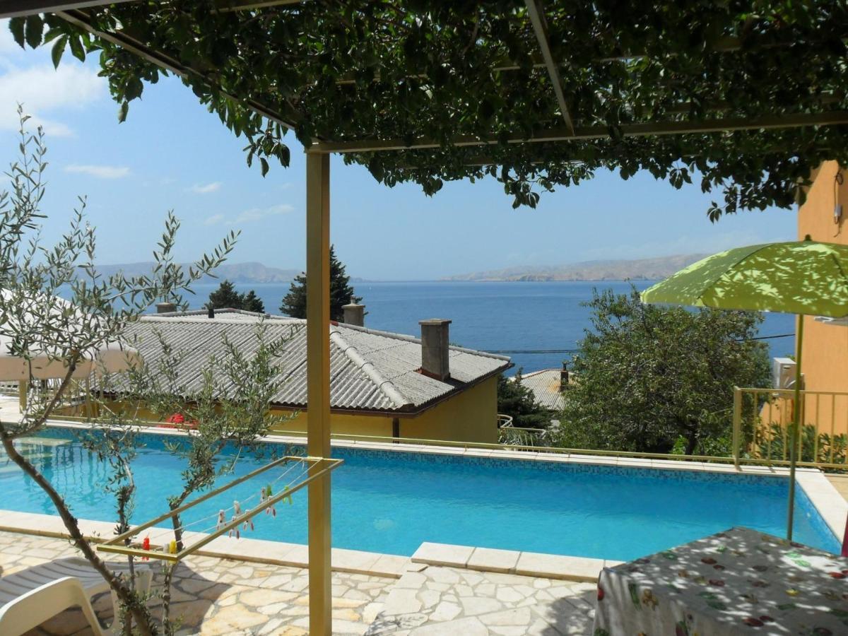 Apartments Zlato - With Pool Senj  Luaran gambar